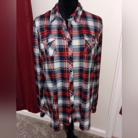 Urban Girl Tops - Urban Girl 3X Women's Plus Size Button Up Flannel Shirt